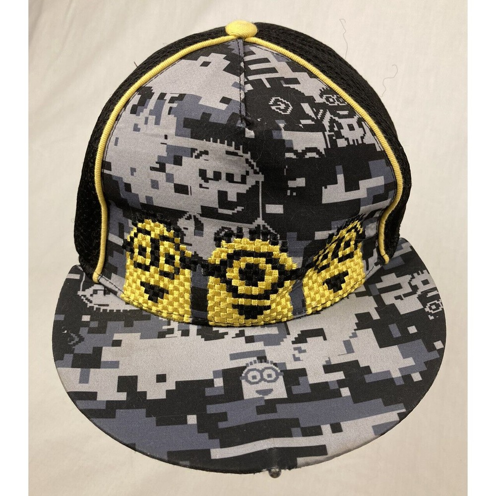 Despicable Me Minion Made Check Camo Light-Up Adjustable Snapback Kids Cap Hat